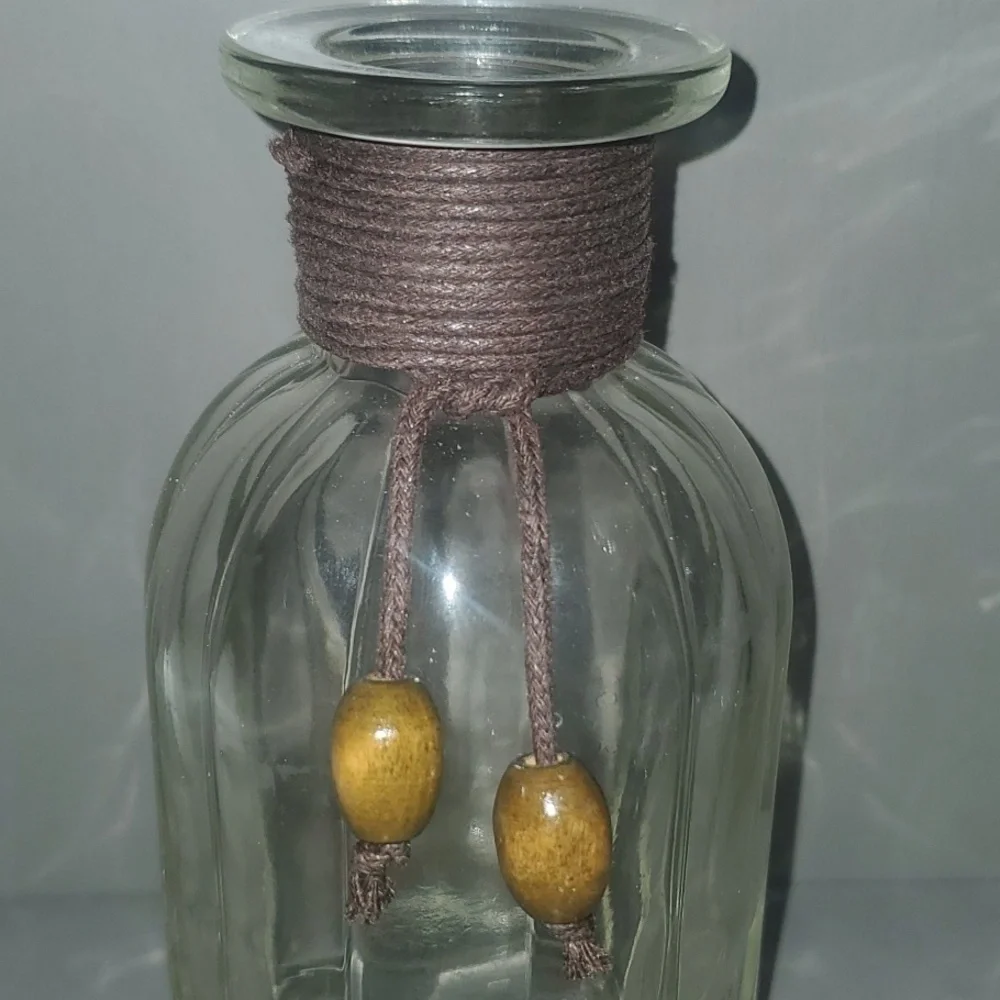 Pier 1 Glass Ribbed Pattern Art Deco Vase Infusion Incense Stick Brown Accents